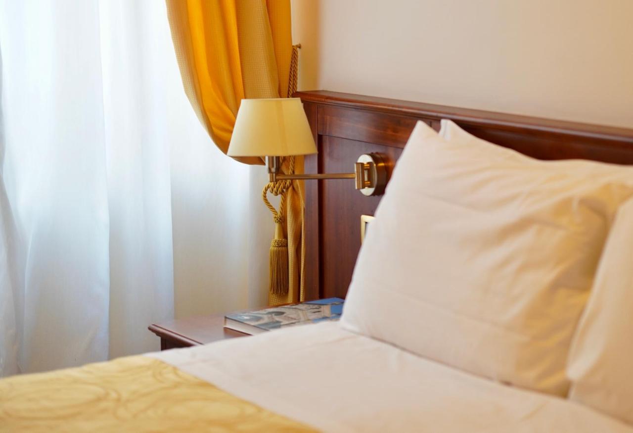 Hotel Aurora Верона Екстер'єр фото